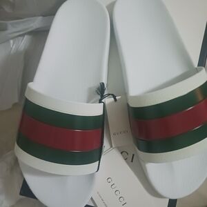 Gucci White Slide Sandals with Green and Red Stripes